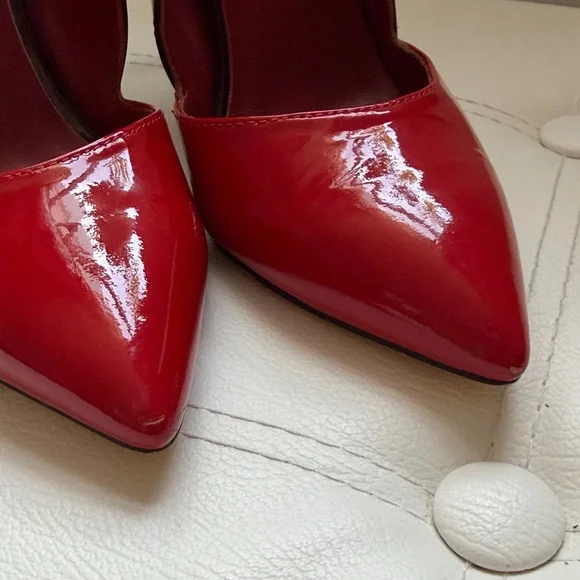 Valentino Red Patent Pointed-Toe Pumps with Black Accents - Picture 2 of 5